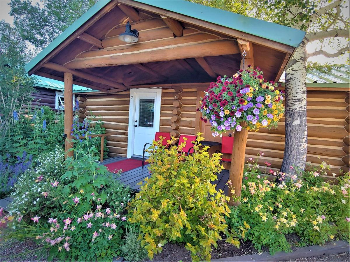 Log Cabin Motel Pinedale Exterior foto